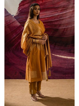 Banana Labs - Women Mustard Printed Cotton Kurta with Pant and Dupatta and Slip