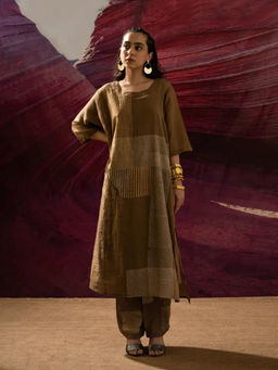 Banana Labs - Women Brown Printed Pure Cotton Kurta with Pant
