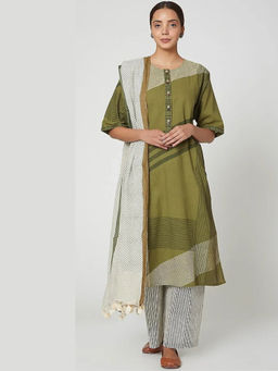 Banana Labs - Women Green Stripes Pure Cotton Kurta with Pant and Dupatta