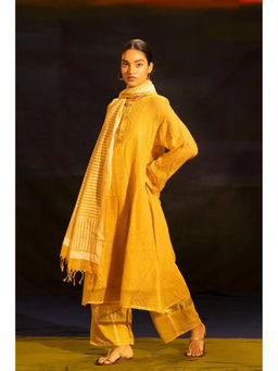 Banana Labs - Women Mustard Polka Dots Kota Kurta with Pant and Dupatta