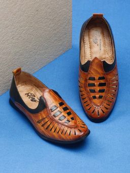 Tiny Bugs - Boys Ethnic Jutties- Brown