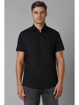 Louis Philippe - Men Black Solid Half Sleeves Casual Shirt