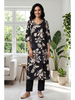 Aurelia - Black Floral V-Neck Straight Kurta & Pant