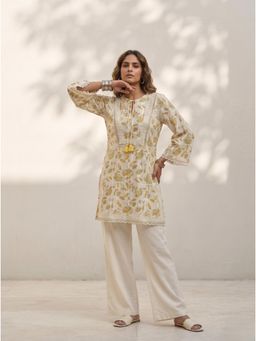 Autumnlane - Yellow Embroidered Mandarin Neck Straight Kurti & Pant