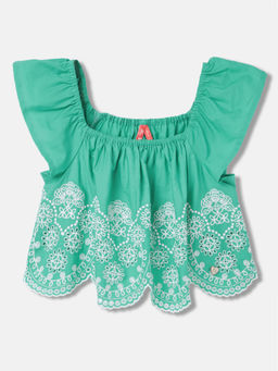 Blue Giraffe - Girls Green Embroidered Regular Fit Cal Sleeves Top