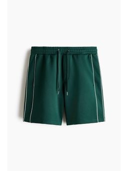 H&M - Men Green Relaxed Fit Shorts