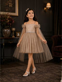 Beige color option, Currently selected
