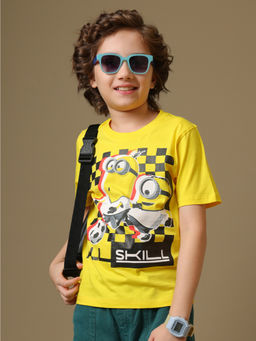 Kidsville - Official Minions SKILL Soccer Graphic Checkerboard Boys Yellow T-Shirt