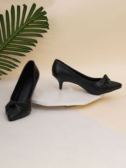 SHUZ TOUCH - Solid Black Pointed Toe Pumps
