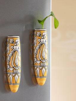 ExclusiveLane - Mughal Tales' Magnetic Fridge Planters In Ceramic (Set Of 2)