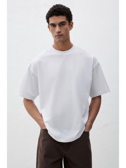 H&M - Men White Oversized Fit T-Shirt