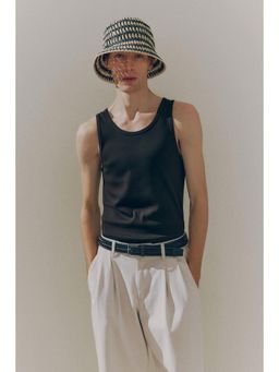 H&M - Men Black Slim Fit Ribbed Vest Top