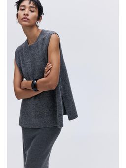 H&M - Women Grey Sweater Vest