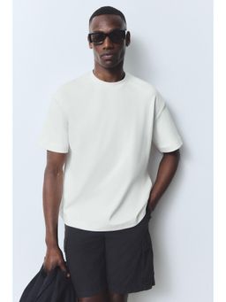 H&M - Men White Loose Fit T-Shirt