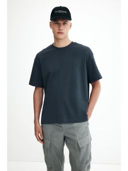 H&M - Men Blue Loose Fit T-Shirt