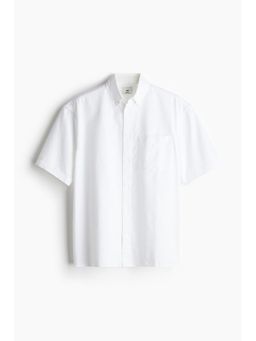 H&M - Men White Loose Fit Short-Sleeved Oxford Shirt