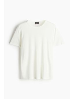 H&M - Men White Slim Fit T-Shirt
