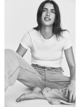 H&M - Women White Ribbed T-Shirt