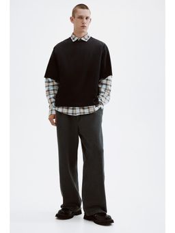 H&M - Men Black Oversized Fit T-Shirt