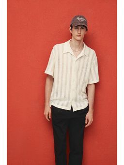 H&M - Men White Regular Fit Jacquard-Knit Shirt