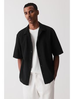 H&M - Men Black Regular Fit Crinkled Short-Sleeved Shirt