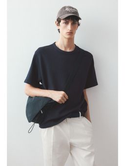 H&M - Men Blue Regular Fit Waffled T-Shirt