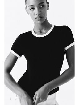 H&M - Women Black Fitted T-Shirt