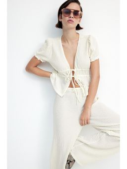 H&M - Women Off White Tie-Detail Crinkled Top