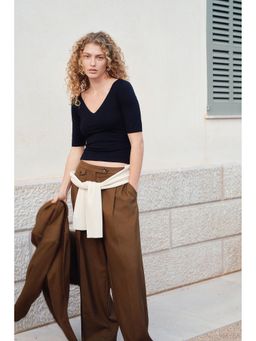 H&M - Women Black V-Neck Top