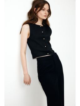 H&M - Women Black Knitted Waistcoat