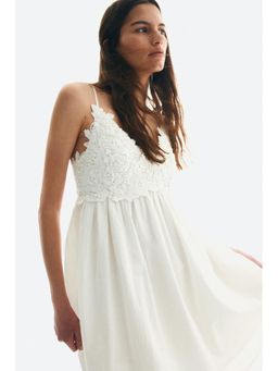 H&M - Women White Embroidery-Detail Dress