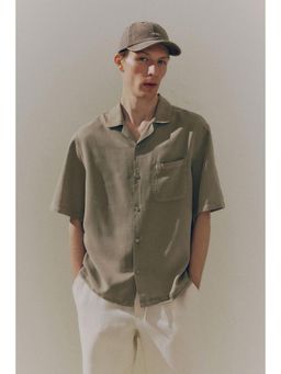 H&M - Men Green Regular Fit Lyocell Resort Shirt