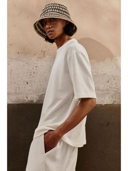 H&M - Men White Loose Fit T-Shirt