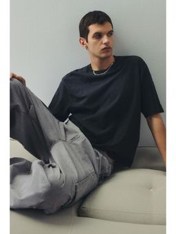 H&M - Men Black Oversized Fit T-Shirt