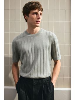 H&M - Men Green Regular Fit Knitted T-Shirt