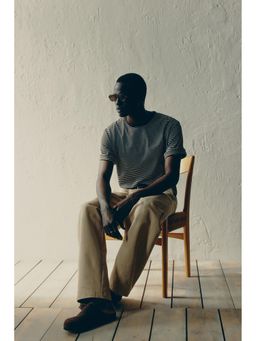 H&M - Men Brown Regular Fit T-Shirt