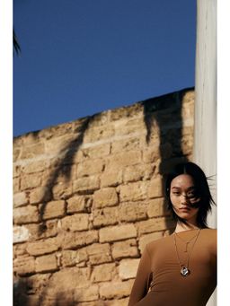 H&M - Women Beige Fitted Top