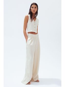 H&M - Women Cream Textu Jersey Waistcoat