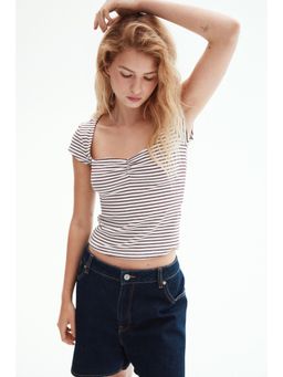 H&M - Women White Ribbed T-Shirt