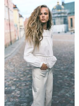 H&M - Women White Embroide Cotton Blouse