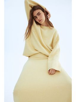 H&M - Women Yellow Oversized Jumper