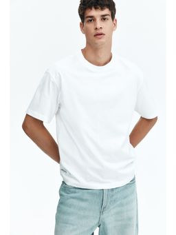 H&M - Men White Loose Fit T-Shirt