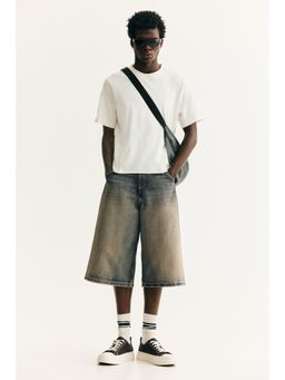 H&M - Men White Regular Fit Washed T-Shirt