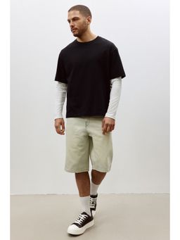 H&M - Men Black Loose Fit T-Shirt