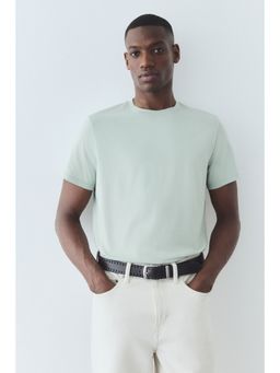 H&M - Men Green Coolmax Regular Fit T-Shirt