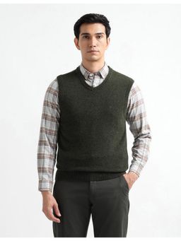 Arrow Sports - Men Green V-Neck Sleeveless Sweater