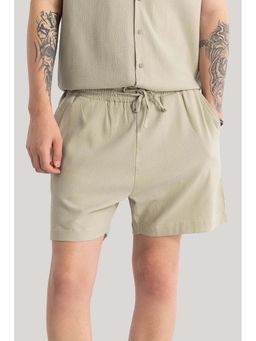 Snitch - Daphne Sage Plain Shorts