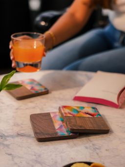 IREKA HOMES - Acacia Wood Coasters (Pack of 4)
