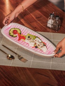 IREKA HOMES - Enamel Pretty in Pink Mango Wood Serving Plate