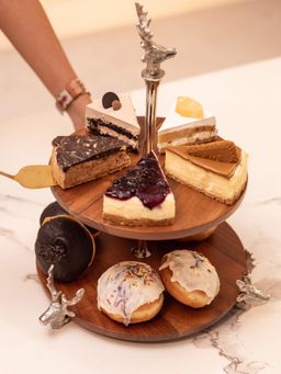 IREKA HOMES - Wildwood Two Tier Cake Stand